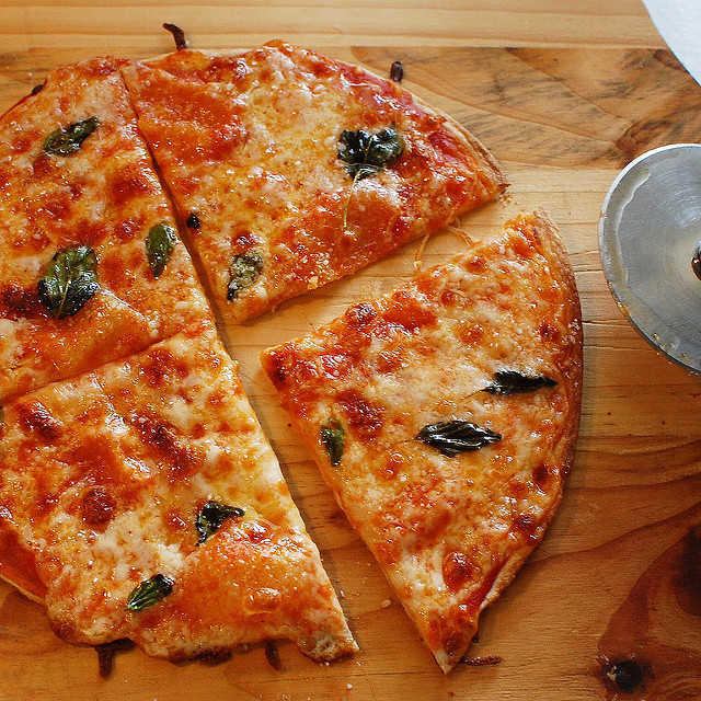 Quick, Healthy Pepperoni Pizza [Recipe]